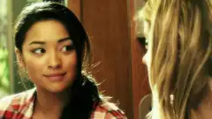 Милые обманщицы 1 сезон 9 серия